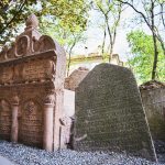 prague tours: tombstone of judah loew ben bezalel in old jewish cemetery