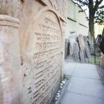 prague tours: tombstone of judah loew ben bezalel in old jewish cemetery