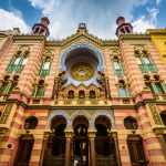 prague tours: synagogue