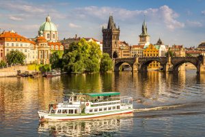 prague tours: charles bridge